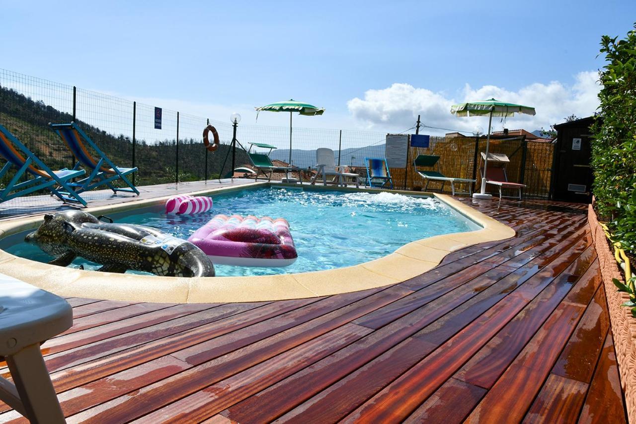 Gli Angeli Agriturismo Villa Cisano sul Neva Exterior foto