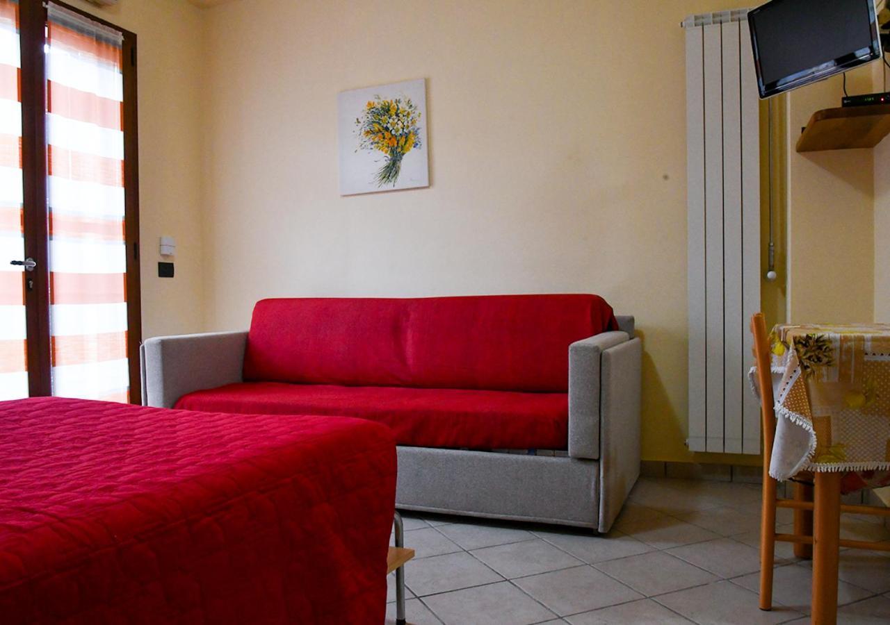 Gli Angeli Agriturismo Villa Cisano sul Neva Exterior foto