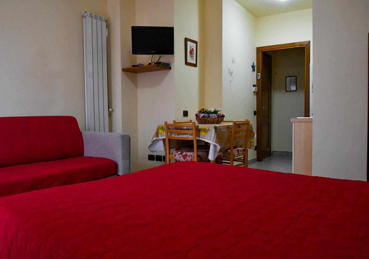 Gli Angeli Agriturismo Villa Cisano sul Neva Exterior foto