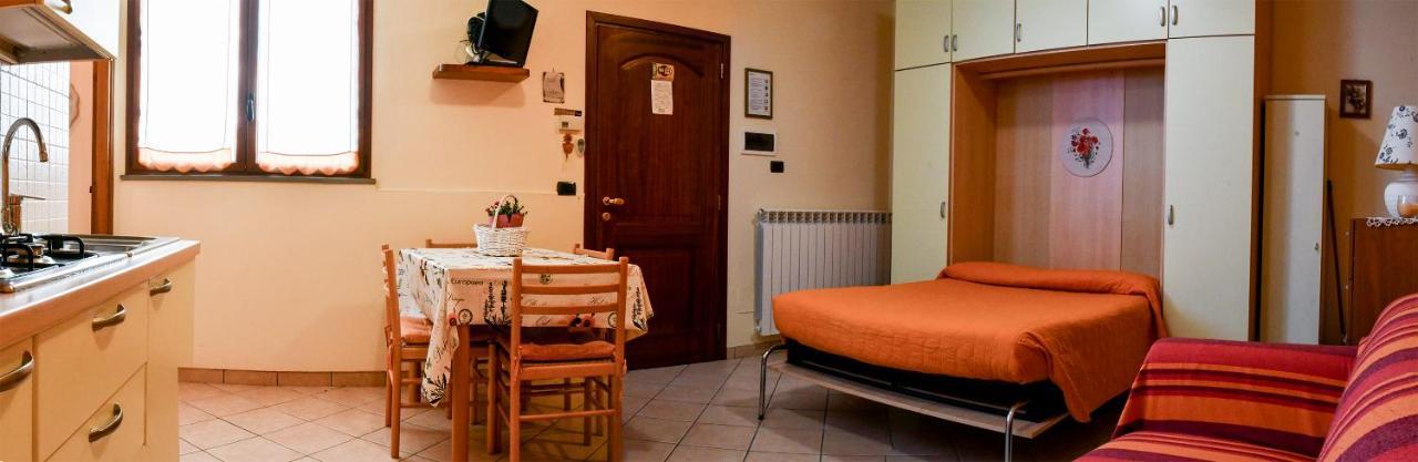Gli Angeli Agriturismo Villa Cisano sul Neva Exterior foto