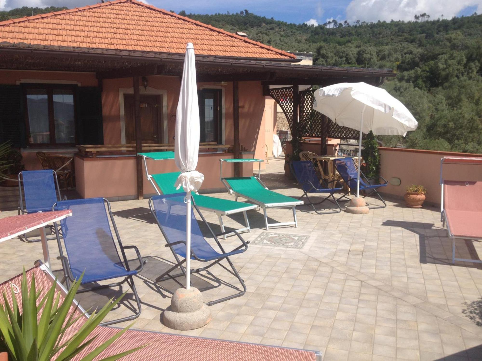 Gli Angeli Agriturismo Villa Cisano sul Neva Exterior foto